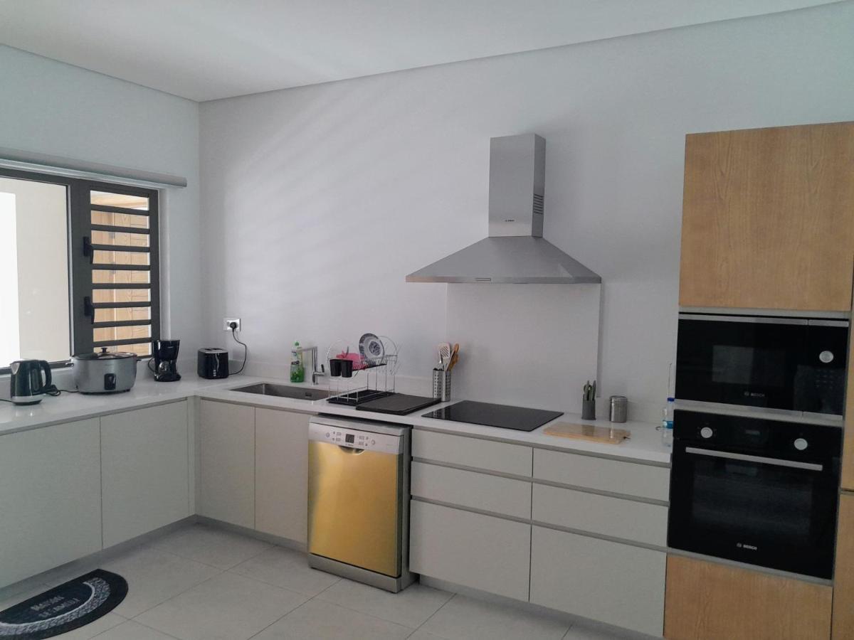 Joli Appartement Neuf, Route Cotiere Grand Baie Exterior foto